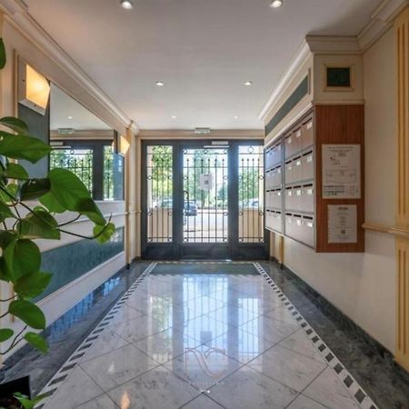 Appartement Castle - 10 Minutes De Disney Bussy-Saint-Georges Esterno foto