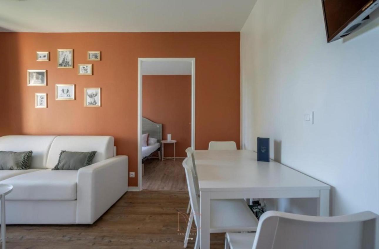 Appartement Castle - 10 Minutes De Disney Bussy-Saint-Georges Esterno foto