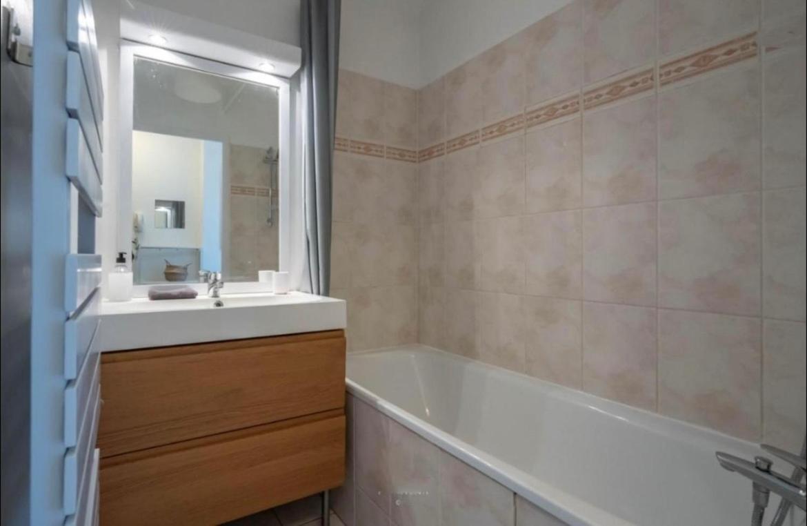 Appartement Castle - 10 Minutes De Disney Bussy-Saint-Georges Esterno foto
