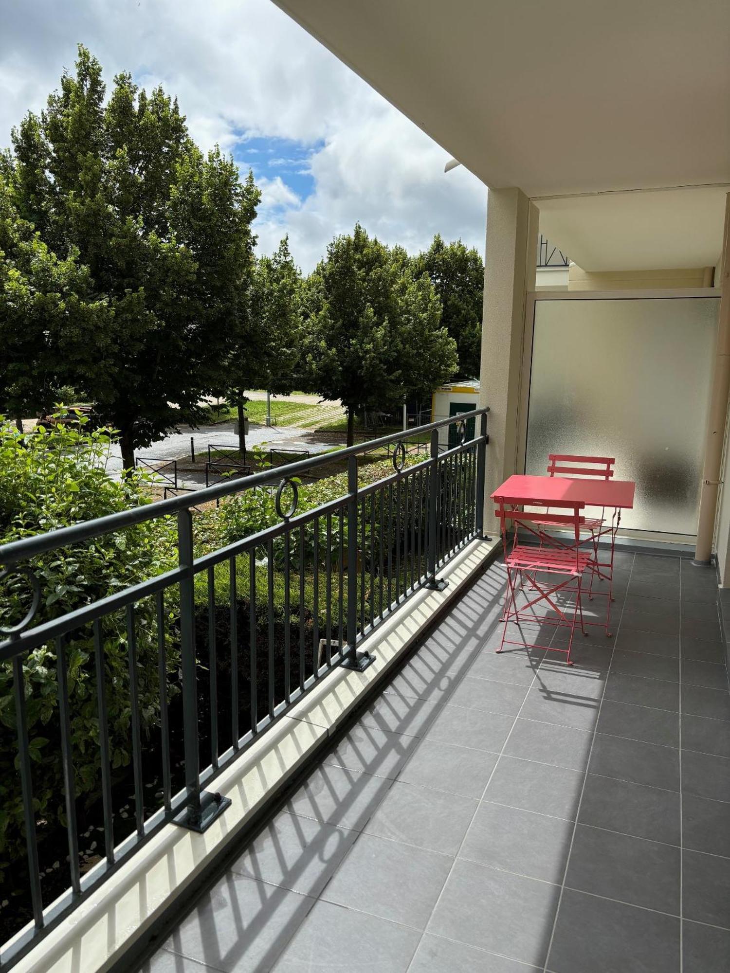 Appartement Castle - 10 Minutes De Disney Bussy-Saint-Georges Esterno foto